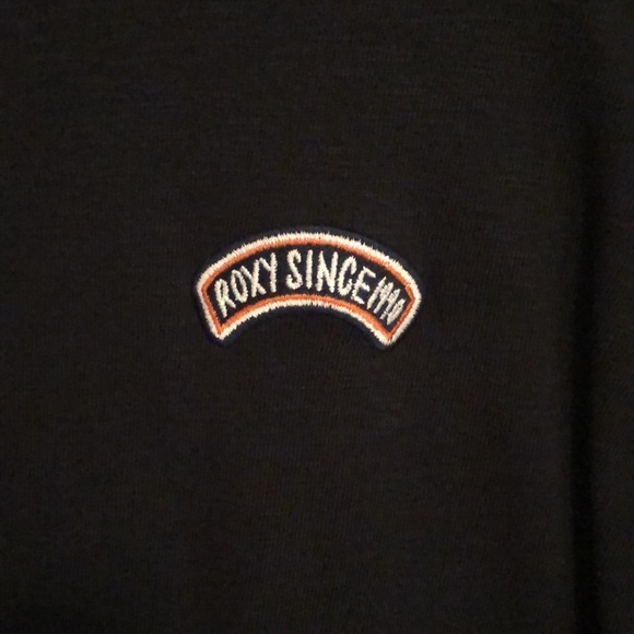 Roxy Long Sleeve - Picture 3 of 3